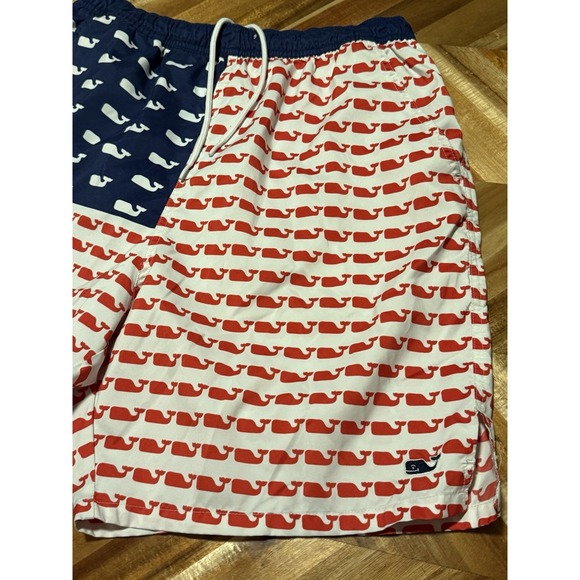Vineyard Vines Mesh Lined Swim Trunks AOP  Red White Blue Whale Print Mens‎ L - Picture 2 of 7